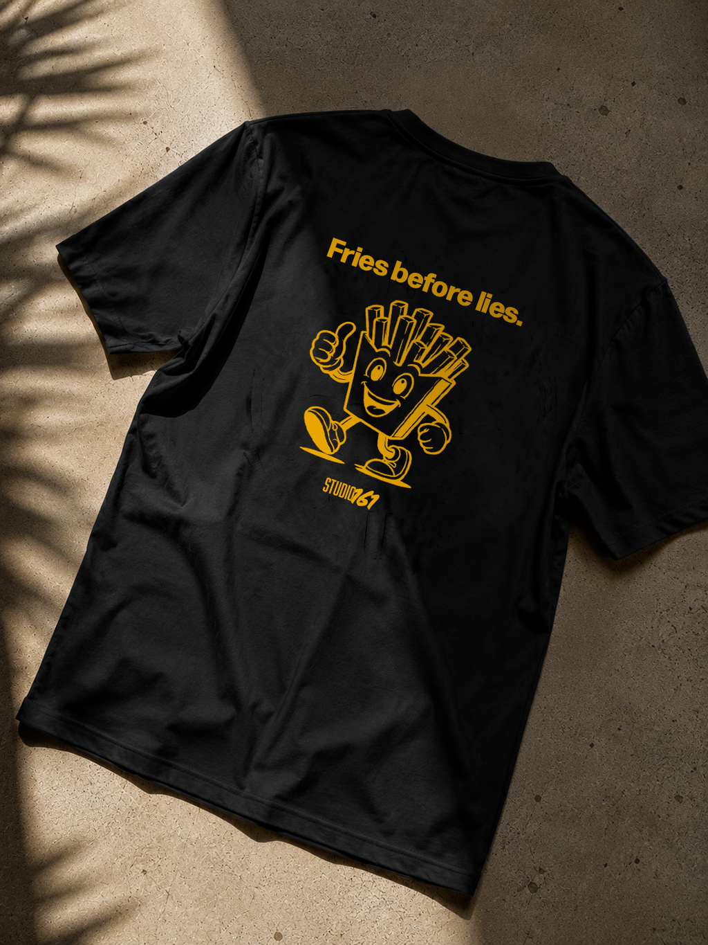Fries before lies - Oversized T-Shirt
